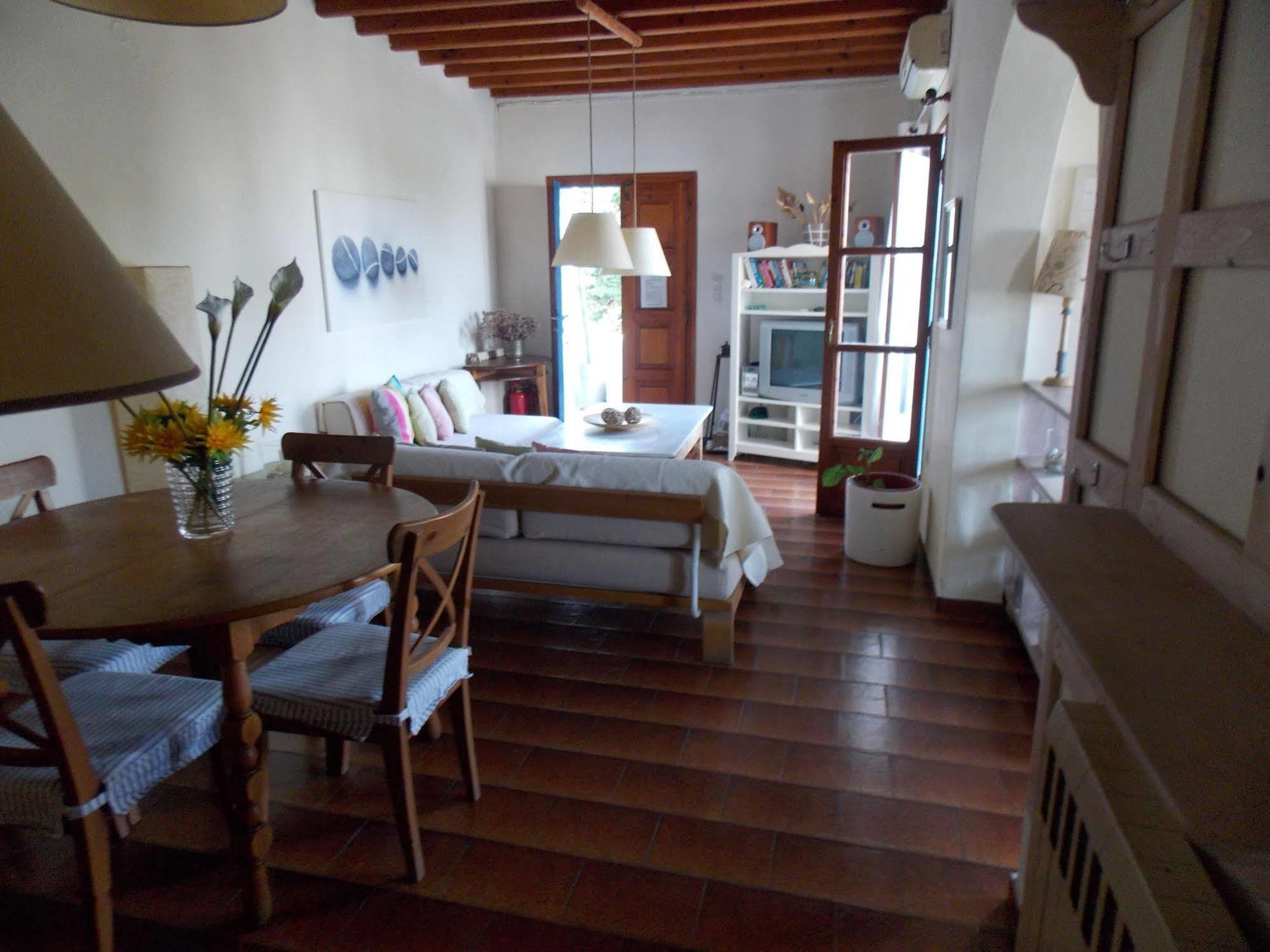 Studios & Suites Rania Mykonos Town Екстер'єр фото