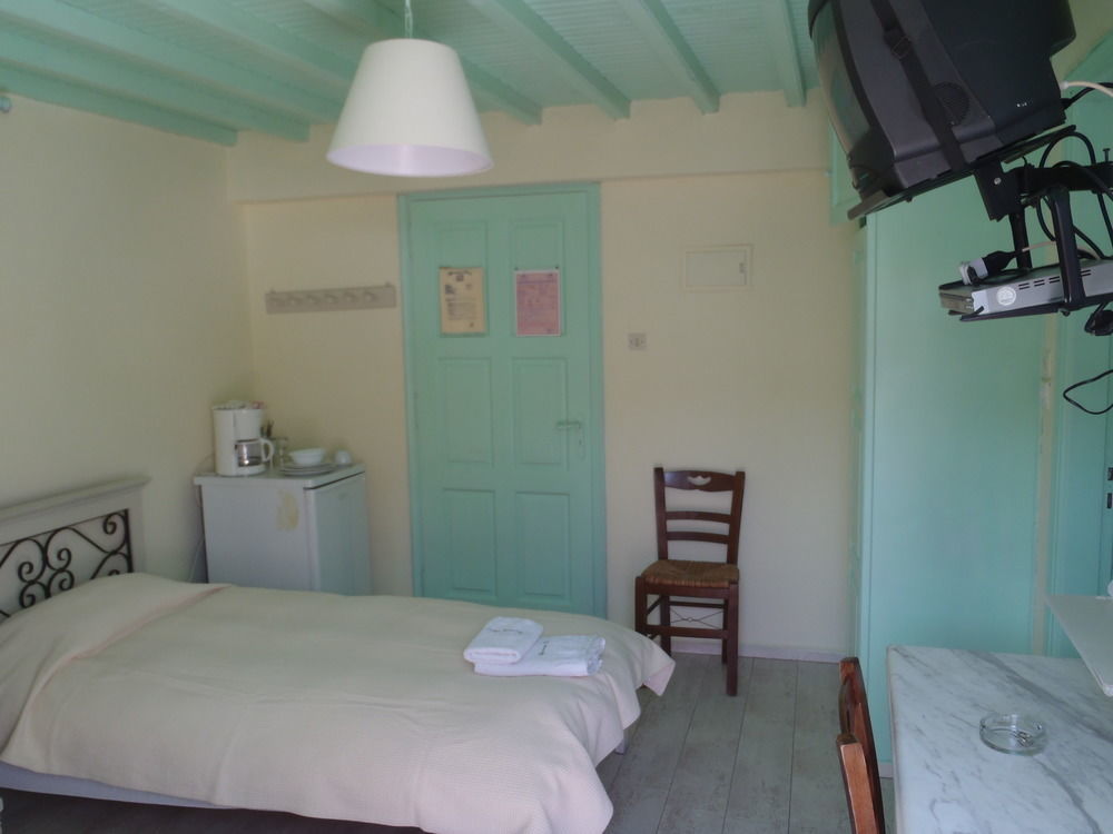 Studios & Suites Rania Mykonos Town Екстер'єр фото